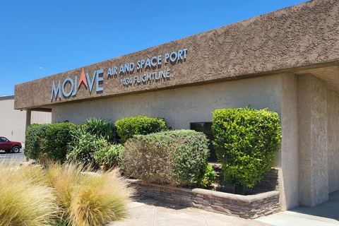 Voyager Restaurant